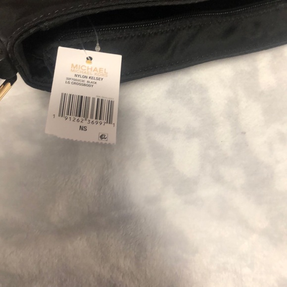 Cross body bag - Picture 4 of 5